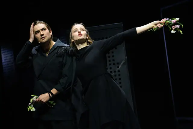 Spektaklis jaunimui ir suaugusiesiems PELĖKAUTAI (N-14) – 4