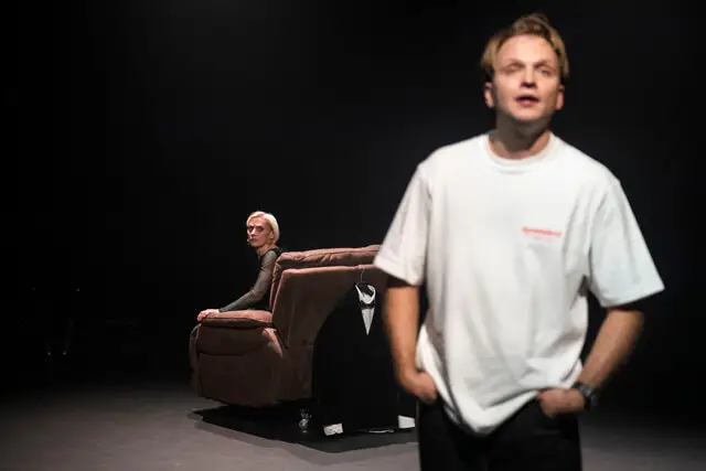 Spektaklis STAND-UP`AS PRASMEI IR BEPRASMYBEI (N-16) – 16