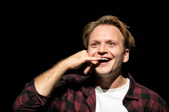 Spektaklis STAND-UP`AS PRASMEI IR BEPRASMYBEI (N-16) – 7