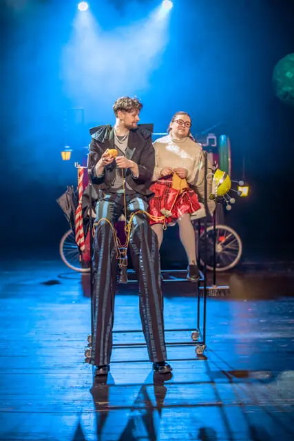 Spektaklis vaikams DVYLIKA IŠ PAŠTO KARIETOS – 12