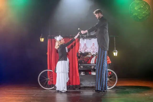 Spektaklis vaikams DVYLIKA IŠ PAŠTO KARIETOS – 8