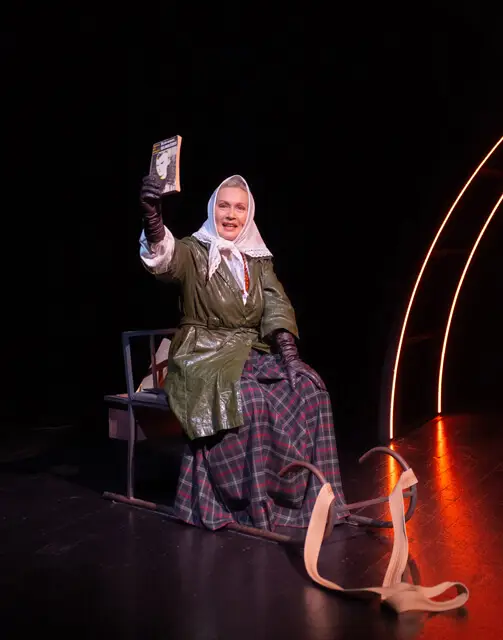 Spektaklis jaunimui ir suaugusiesiems SAPNUOSE PRIE BEDUGNĖS – 21