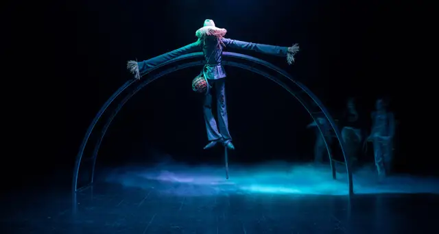 Spektaklis jaunimui ir suaugusiesiems SAPNUOSE PRIE BEDUGNĖS – 3